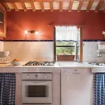 Three-bedroom In Hébergement de vacances *